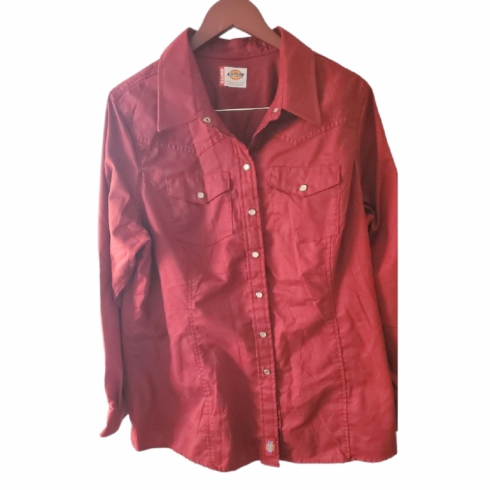 Dickies Burgundy Western Style Snap Front Blouse